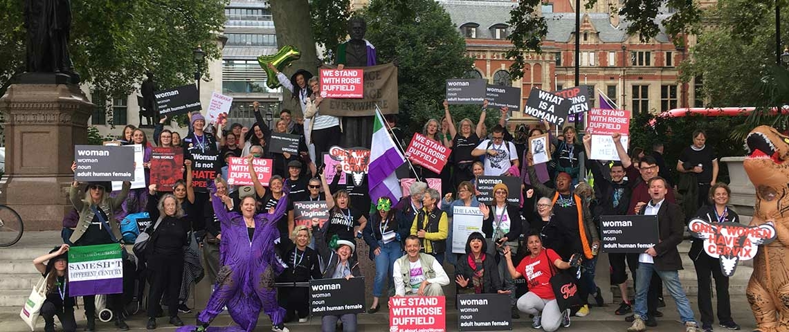“Hear Me Roar”: Protesters demand Labour and The Lancet stop dehumanising women, reports MrMenno