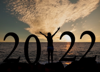 “Don’t feed the trolls, engage more with the lesbian community and remember to switch off!”: Kat Howard reveals her New Year’s Resolutions for 2022